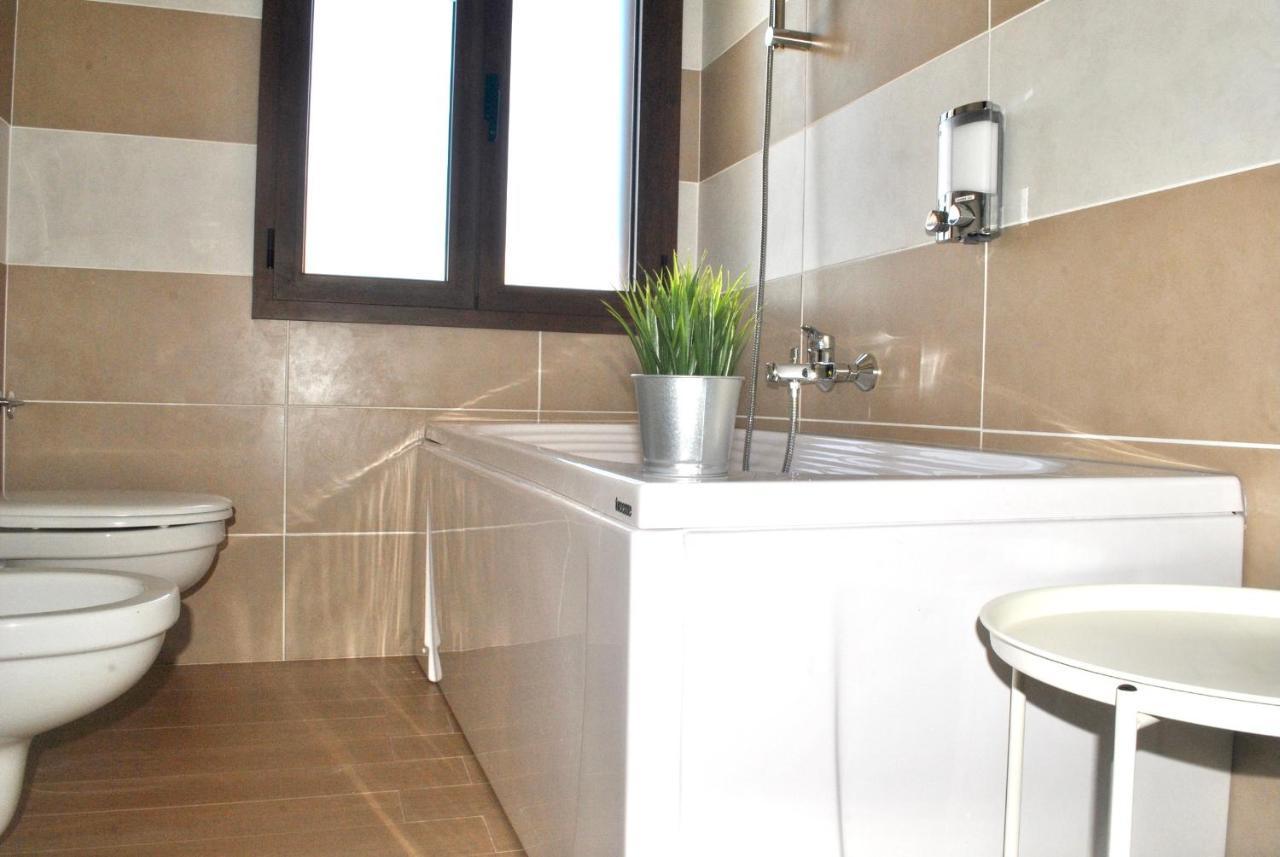 Verba Mundi Guest House Olbia Exterior photo